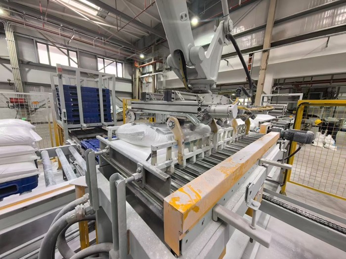 全球首套年产6万吨第五代欧技三胺装置投产，引领化工行业技术新纪元